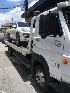 Reboque para carros de alto valor